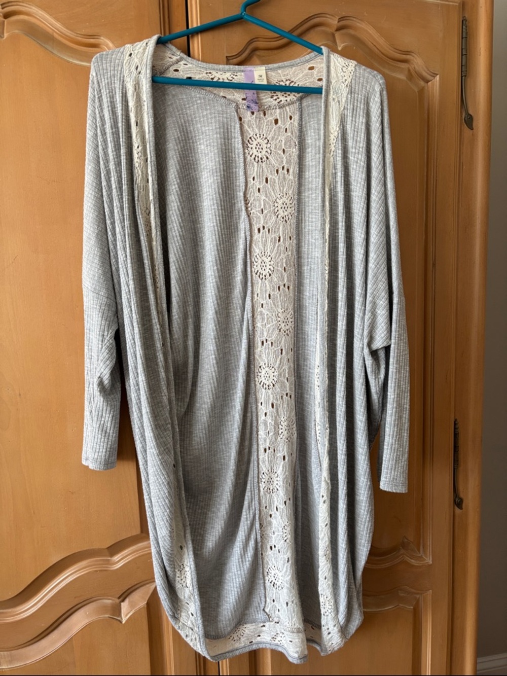 Francesca's Collections Light Gray Open-Front Cardigan with Cream Crochet Trim